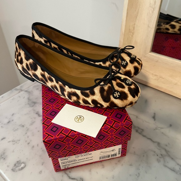 Leopard Ballet Flats - Picture 2 of 6